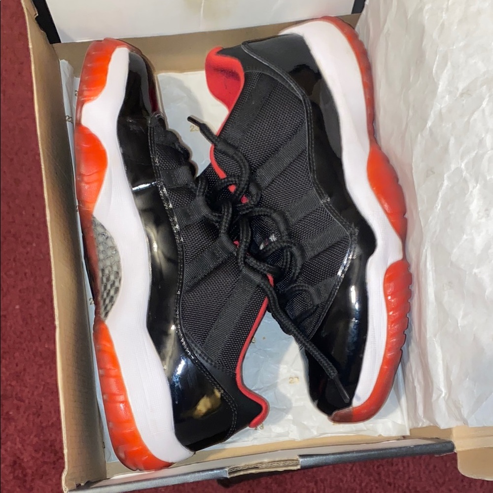 Jordan 11s bred lows Black and Red low-Tops 2015 release Sneakers